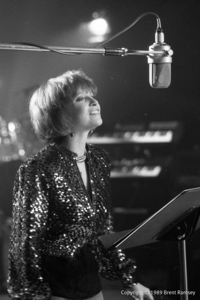 Квітка Цісик